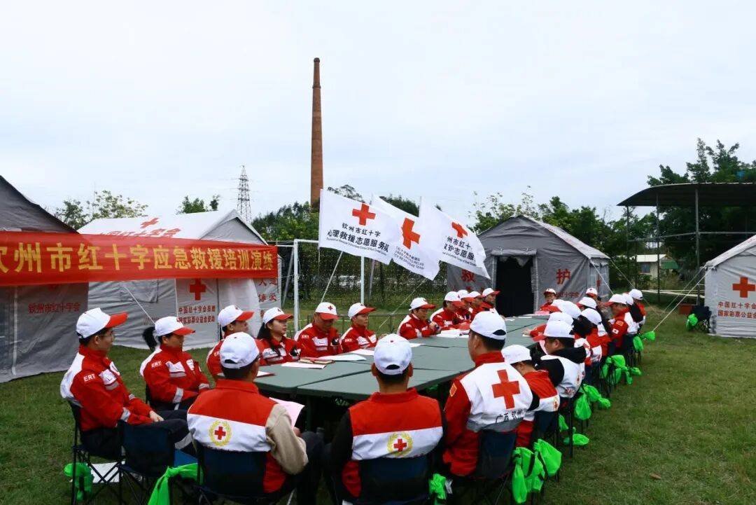 市红十字会顺利完成2025年应急救援培训演练mg不朽情缘网站以练筑防 守护民生——钦州(图5)